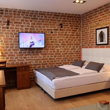 Apartament Przy Rynku Chełmno Екстериор снимка